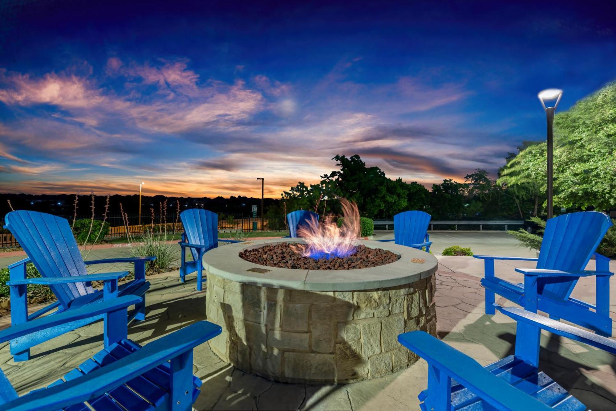 Soka Suites Dallas - Las Colinas Irving Exterior foto